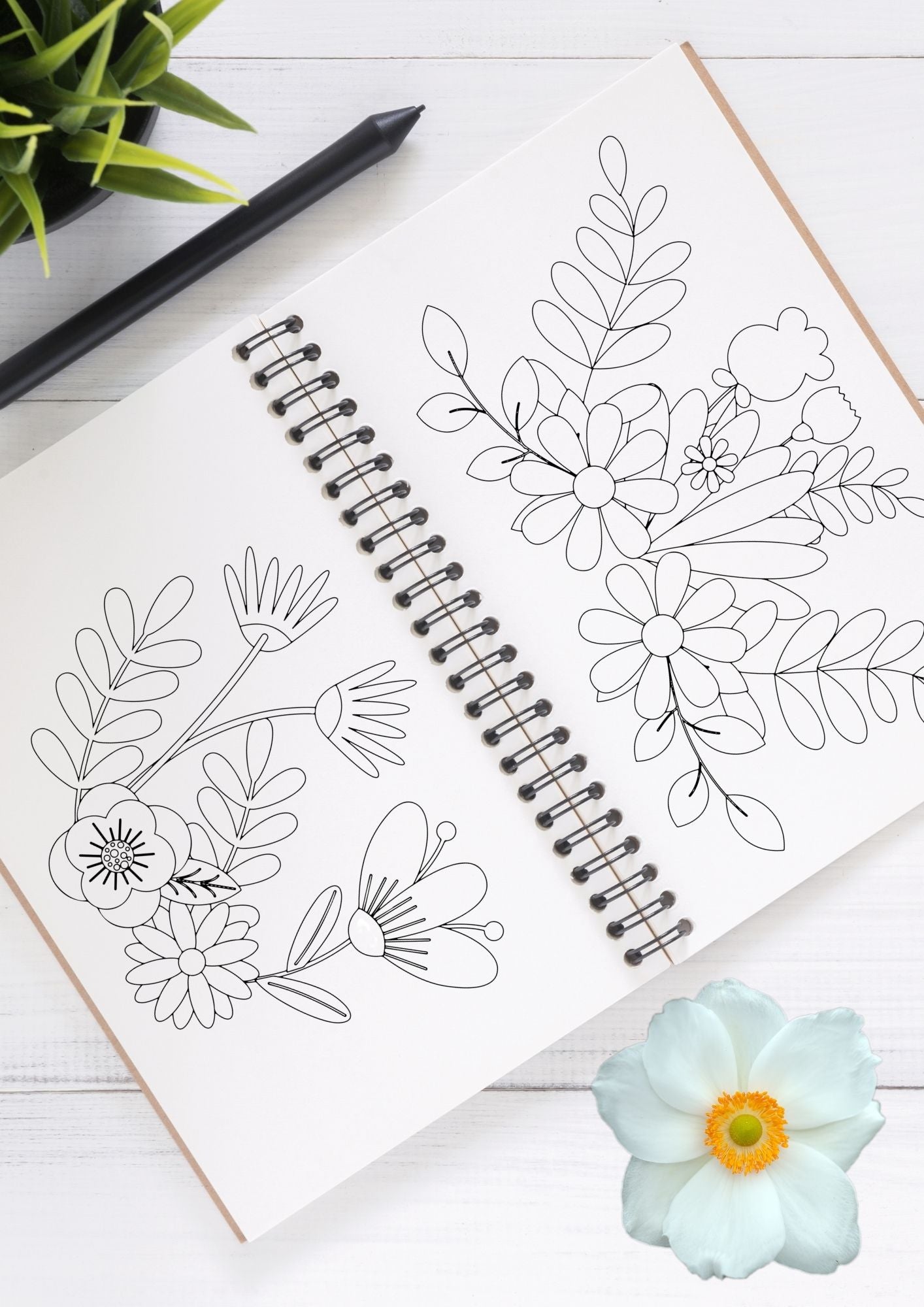 Mai-blomster fargeleggingsark | 30 tegneark + 17-MAI BONUS! | PDF og PNG